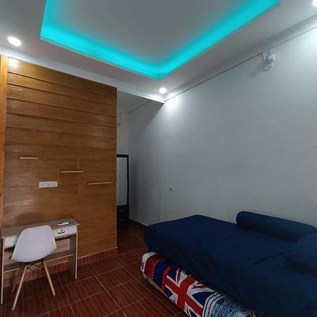 Oyo Life 92977 Neba Kost Aesthetic Hotel Peladen Eksteriør billede